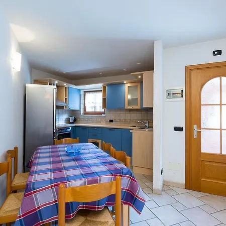 Champagne Apartament *